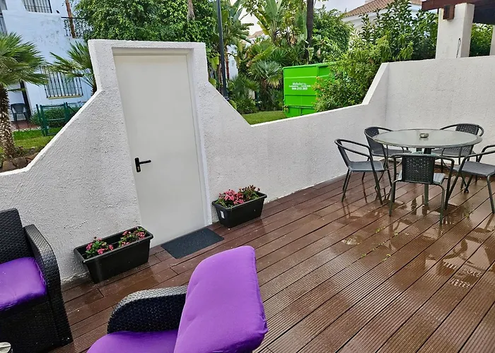 Urb. Los Naranjos de Marbella, Manzana 3,